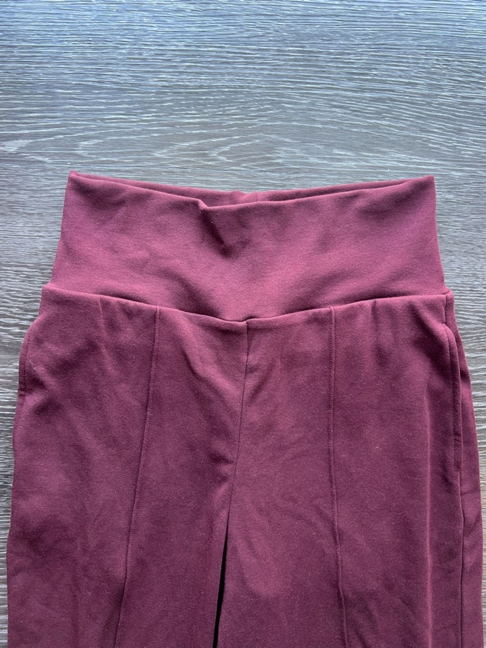 NWT OGL Tummy Warmer Pin-Tuck Wide Leg Pants in Ruby Berry - Picture 4 of 15